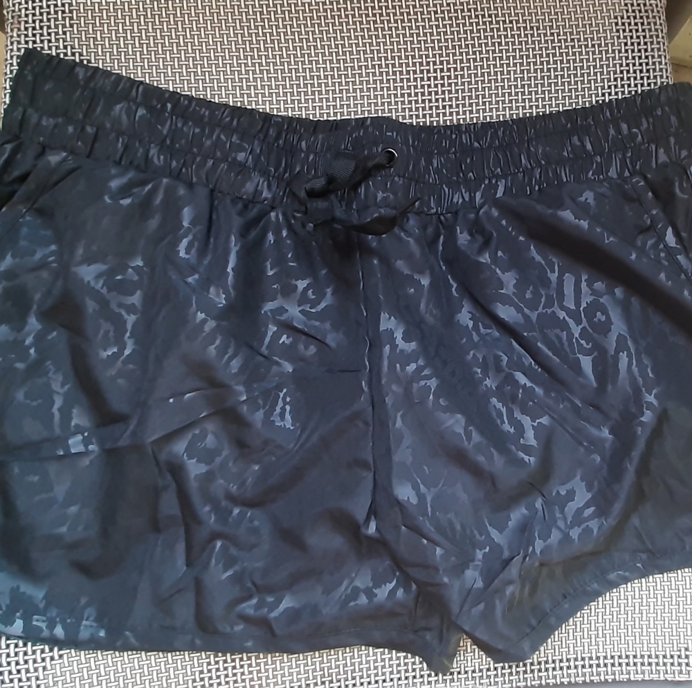 Black Zyia Active Shorts